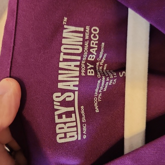 Greys Anatomy scrub top Size S - Picture 3 of 5